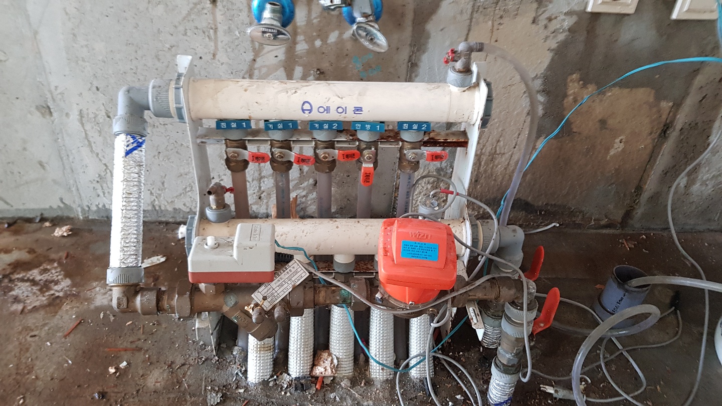 2049928719_6ELsNnv7_5c4690da256e3fc6521e7d79f2bdf27c27689991.jpg 이미지크게보기