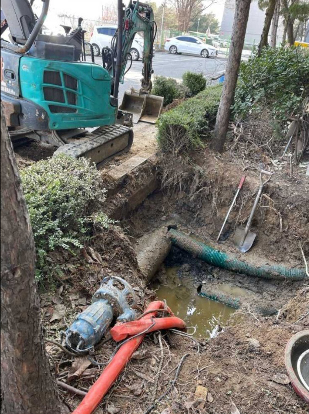 2049928719_76aMLrVu_fbdb47e31dac5cf4b2fe0e8e0a8219d1ebd77af5.jpg 이미지크게보기